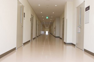 03_9f_corridor